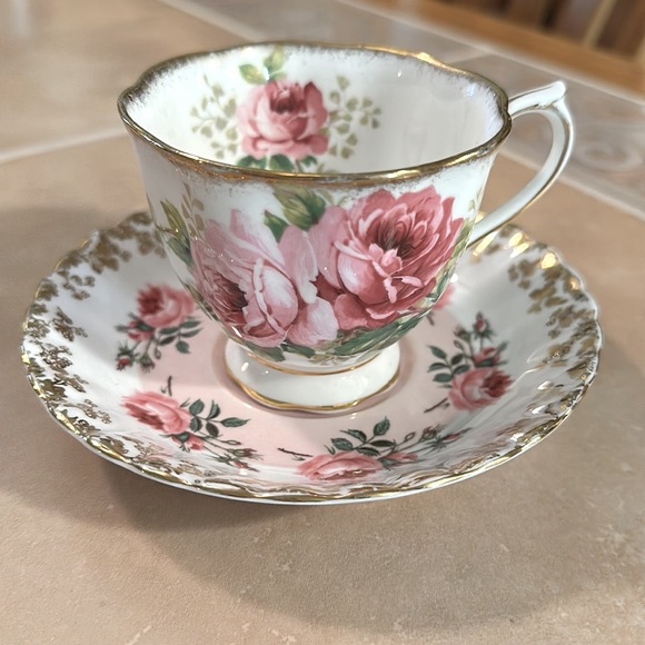 Vintage Host Pick Royal Albert Cup & Saucer - Picture 1 of 7